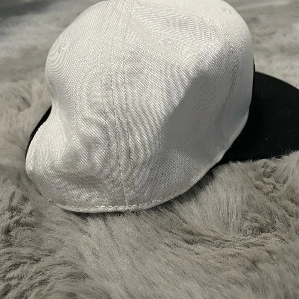 nike hat - Picture 6 of 7